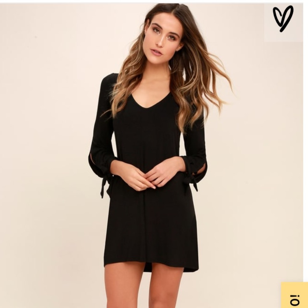 Lulus Glory of Love black shift dress medium